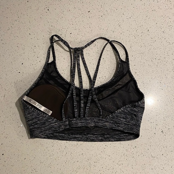 Victoria Secret Sport Black Strappy Sports Bra - Picture 4 of 4